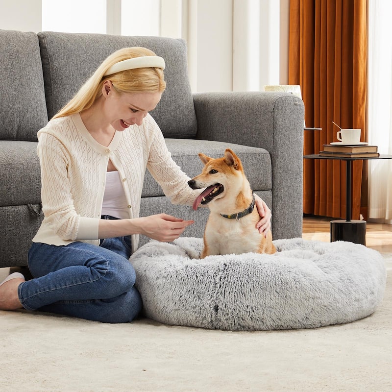 Dovelina Anti-Slip Round Fluffy Plush Pet Bed