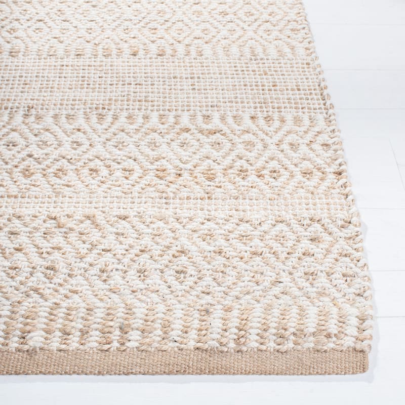 SAFAVIEH Handmade Natural Fiber Presley Geometric Jute Rug