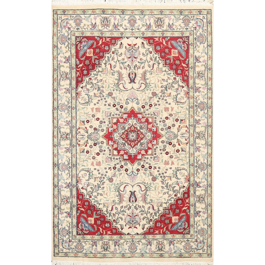 Wool/ Silk Vegetable Dye Tabriz Area Rug Hand-knotted Oriental Carpet - 4'2" x 6'1"