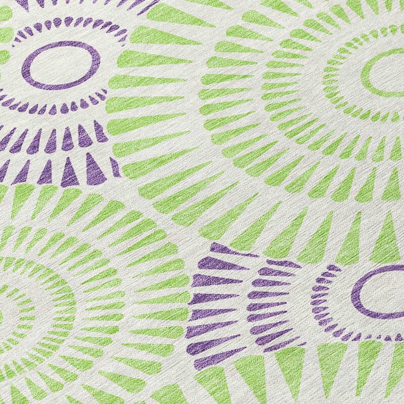 HomeRoots Geometric Transitional Rectangle Outdoor Rug