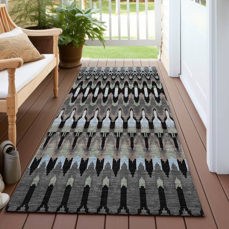 Machine Washable Indoor/ Outdoor Chantille Moroccan Rug - Black - 2'3" x 7'6"