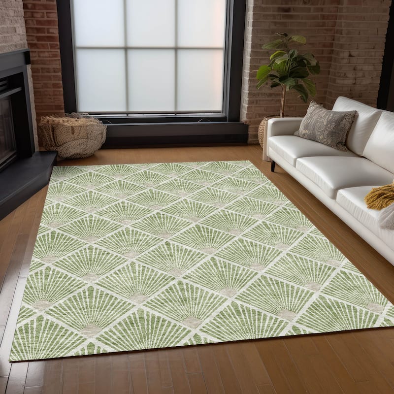 Machine Washable Indoor/ Outdoor Chantille Modern Shells Rug