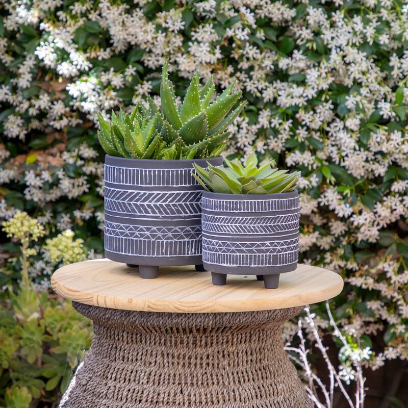 Sagebrook Home Modern Abstract Footed Ceramic Planter Set of 2 - 8.0" x 8.0" x 8.0" - Grey