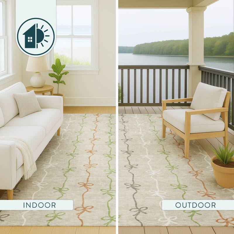 Machine Washable Indoor/ Outdoor Modern Bow Stripe Chantille Rug