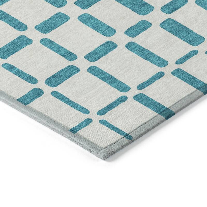 HomeRoots Geometric Transitional Rectangle Outdoor Rug