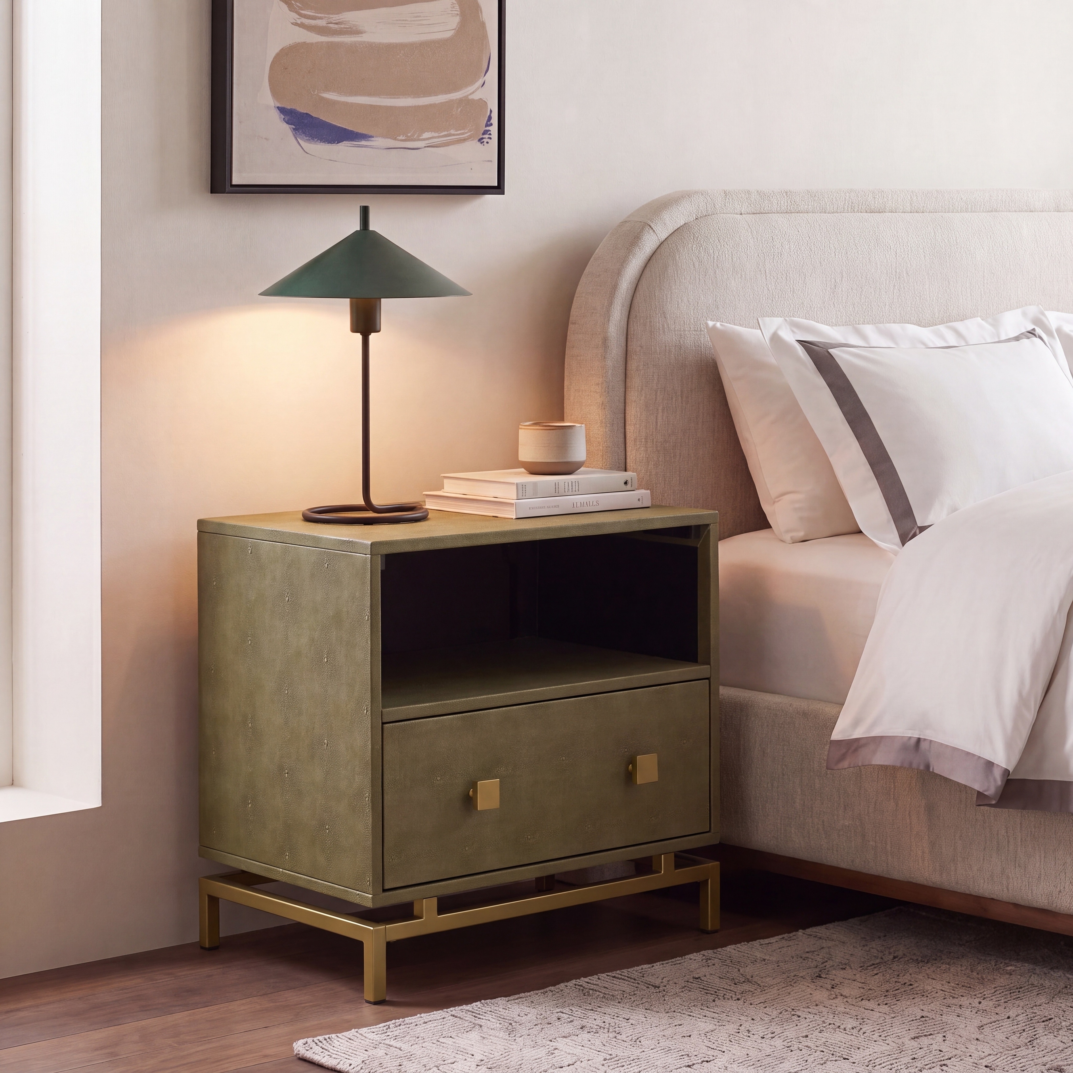 SAFAVIEH Nabihah Glam Engineered Wood Nightstand, Light Taupe