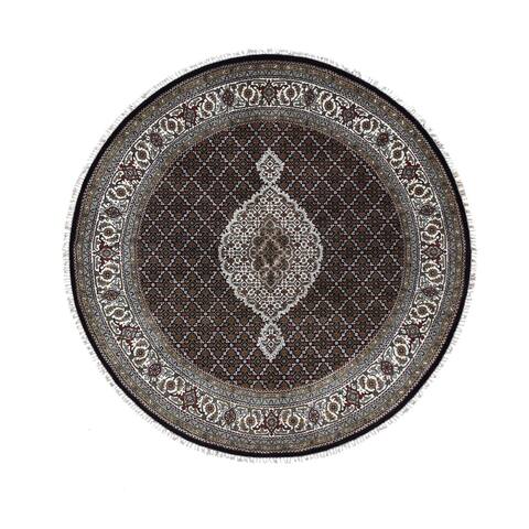 Hand Knotted Black Fine Oriental with Wool & Silk Oriental Rug (6'7" x 6'7") - 6'7" x 6'7"