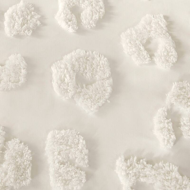 Intelligent Design Larissa Animal Chenille Duvet Cover Set