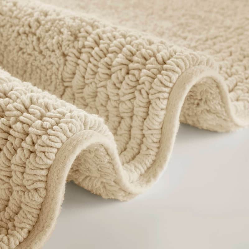 Madison Park Signature Splendor 100-percent Cotton Tufted 3000 GSM Reversible Bath Rug