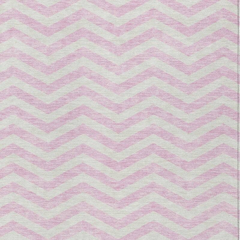 HomeRoots Chevron Transitional Rectangle Outdoor Rug