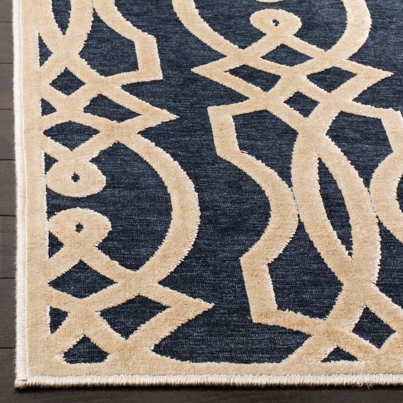 Martha Stewart by SAFAVIEH Villa Screen Viscose Rug