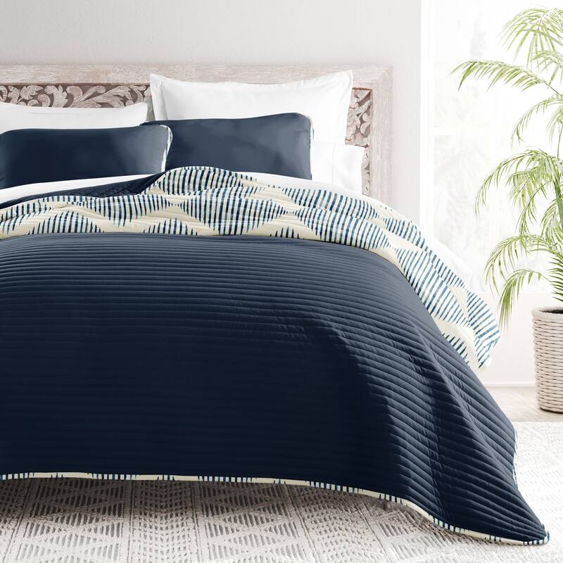 Becky Cameron All Season 3 Piece Distressed Diamond Reversible Quilt Set with Shams