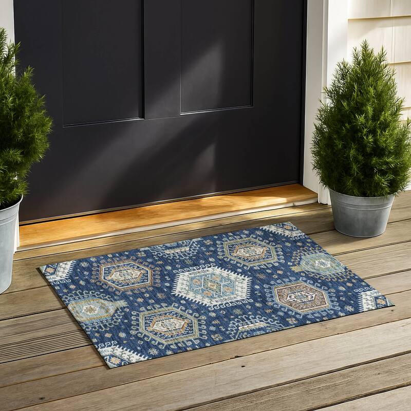 Machine Washable Indoor/ Outdoor Global Akron Chantille Rug - Navy - 1'8" x 2'6"