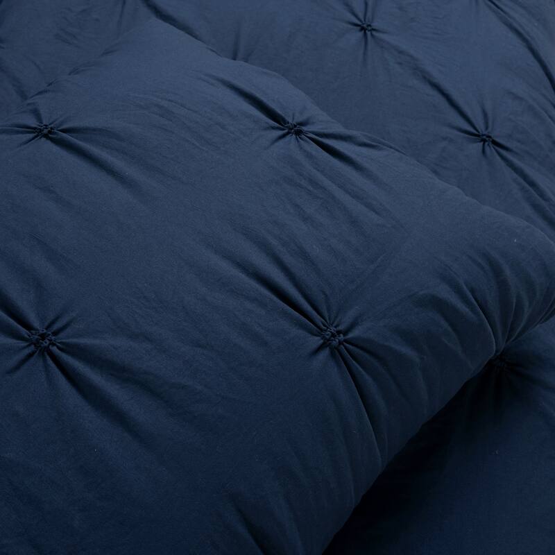 Lush Decor Ravello Pintuck BIAB Soft Reversible Printed Comforter With Sheet
