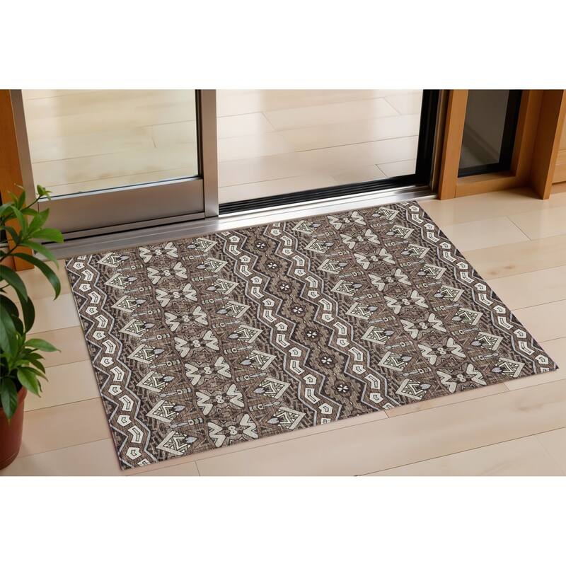 HomeRoots Moroccan Transitional Rectangle Outdoor Rug - 3' x 5'