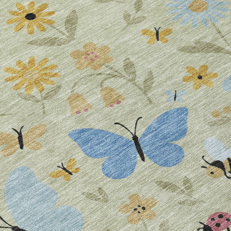 Machine Washable Indoor/ Outdoor Whimsy Butterfly Chantille Rug