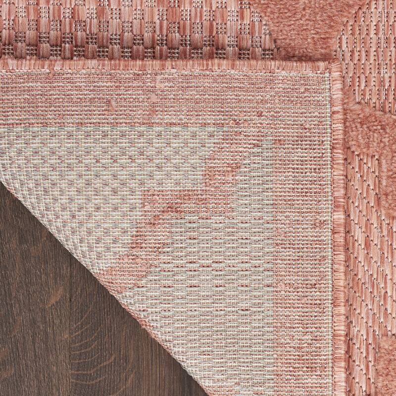 HomeRoots Contemporary Rectangle Outdoor Rug - 9' X 12'