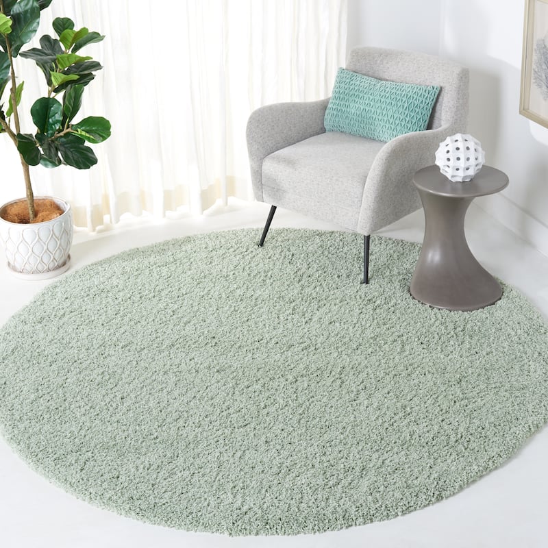 SAFAVIEH Laguna Shag Verdiana Solid Color 2-inch Thick Rug.