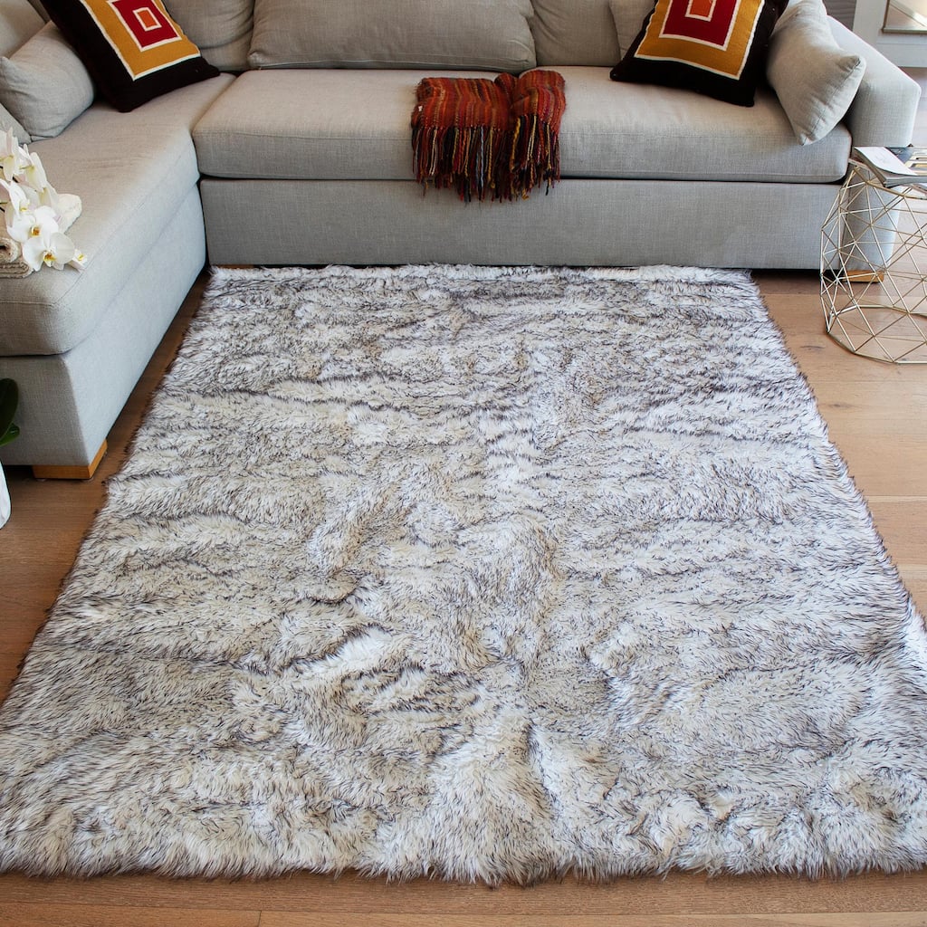 Faux Sheepskin Solid Shag Area Carpet Rug Black / White