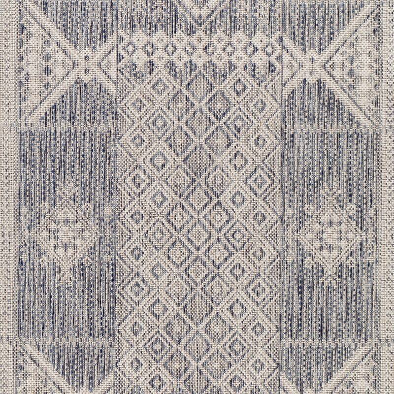 Livabliss Azucena Global Diamond Indoor/ Outdoor Area Rug