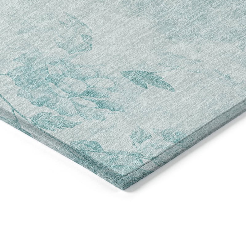 HomeRoots Floral Transitional Rectangle Outdoor Rug