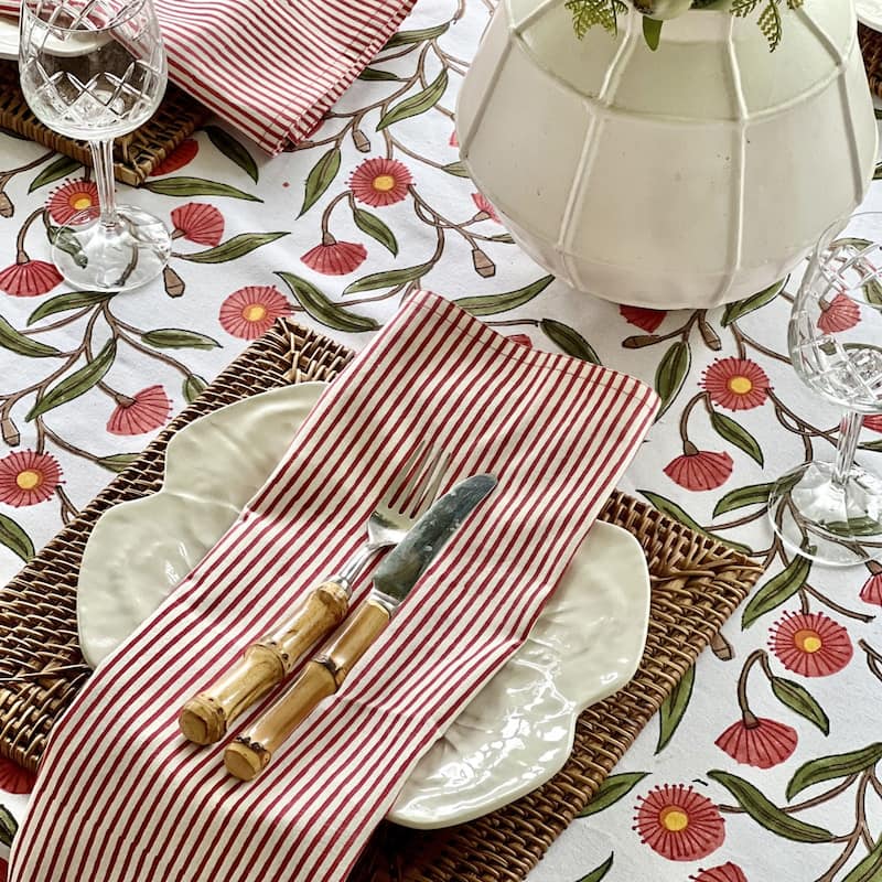 Striped table napkins - set of 4 - Red - 18"x18"