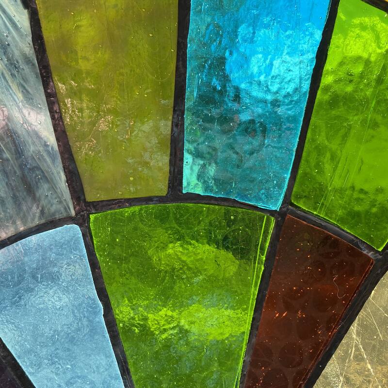 River of Goods Tiffany-style Rays of Sunshine 12-inch Stained Glass Window Panel - 20"L x 0.25"W x 12"H