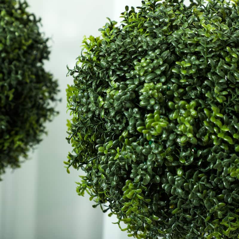 HOMCOM Lifelike Artificial Plants Set of 2, 1.5FT Fake Boxwood Topiary Balls with 114 PE Leaves, Potted Faux Trees, Green