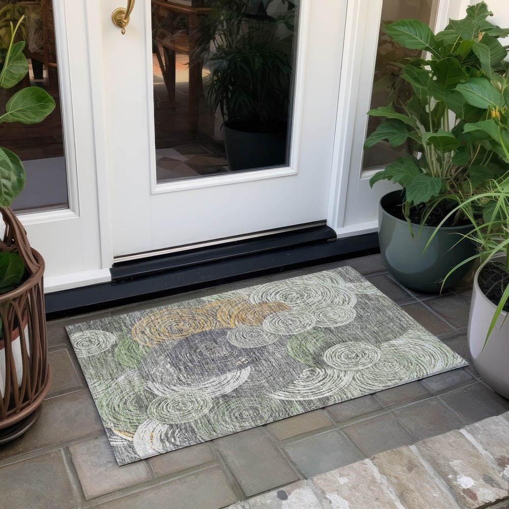 Machine Washable Indoor/ Outdoor Modern Twister Chantille Rug