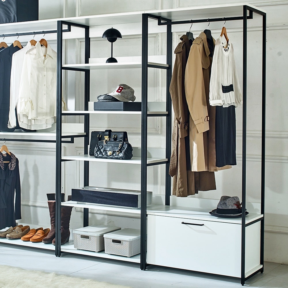 Freestanding Walk in Wood Closet System with Metal Frame