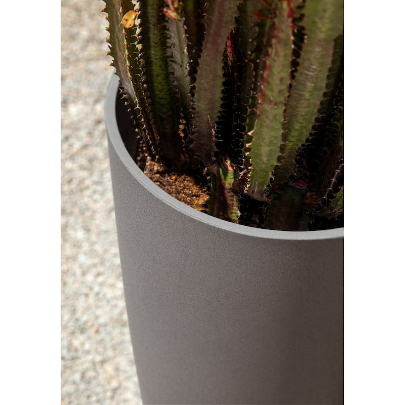 Veradek Mason Series Selena 28" Planter