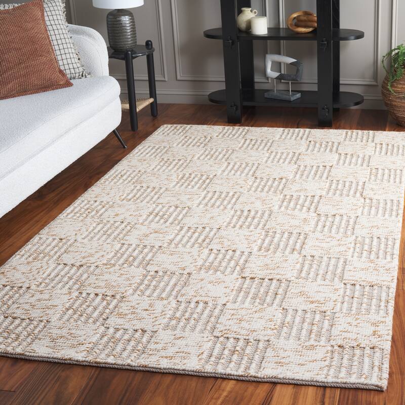 SAFAVIEH Hand-Loomed Natura Verginija Transitional Wool Rug