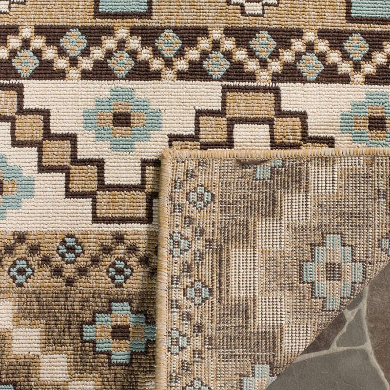 SAFAVIEH Veranda Rudy Indoor/ Outdoor Waterproof Patio Backyard Rug