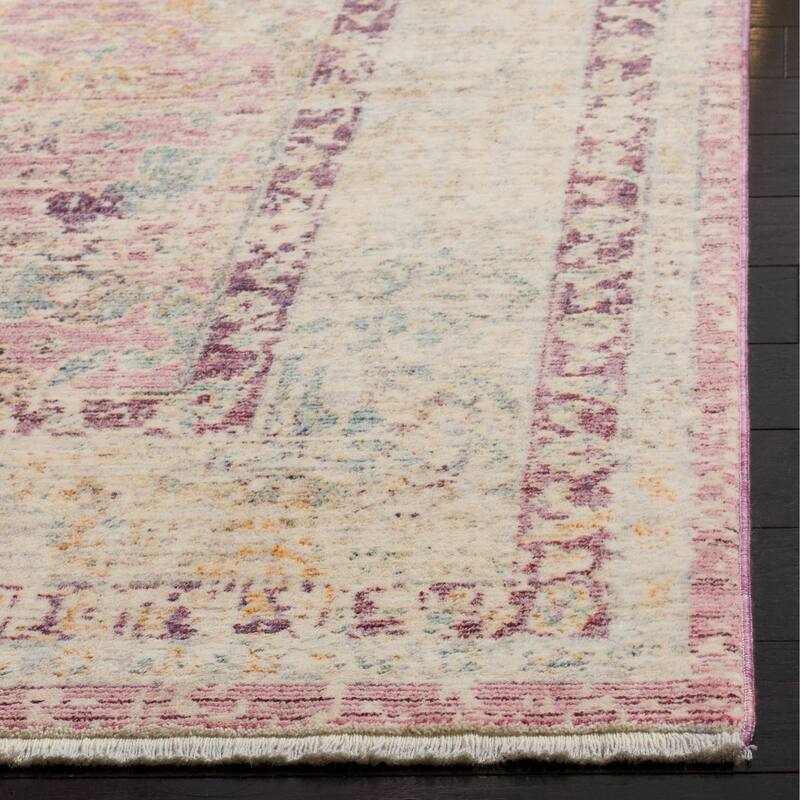 SAFAVIEH Illusion Marci Vintage Boho Oriental Viscose Rug with