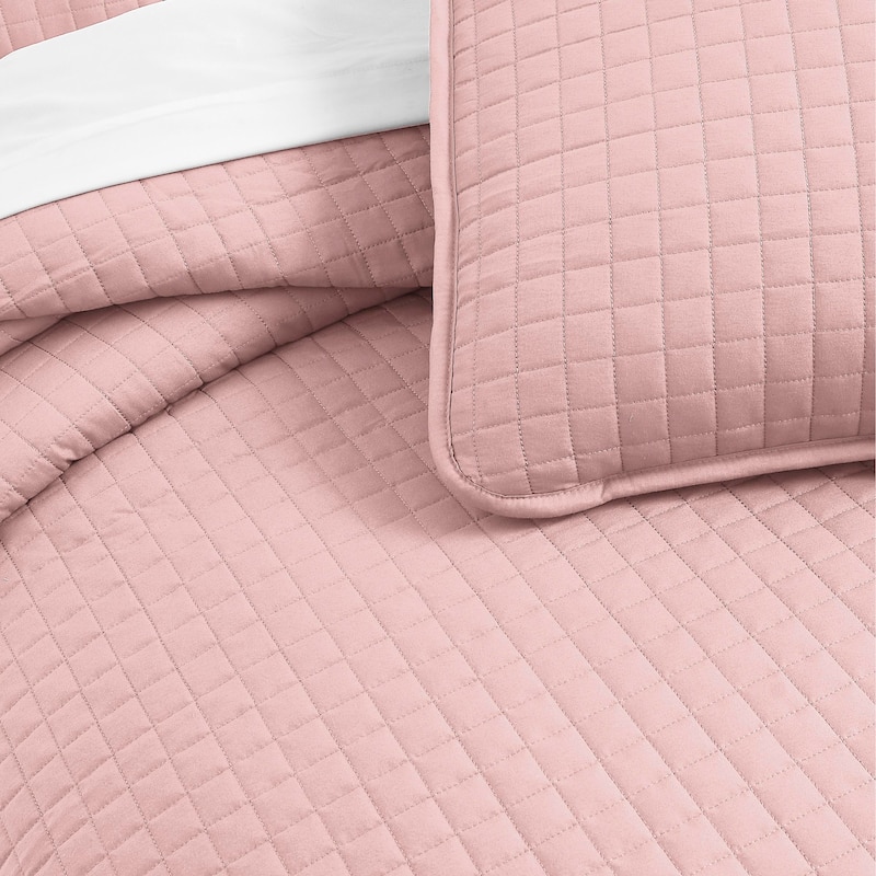 Vilano Oversized 3 piece Quilt Set by Southshore Fine Linens