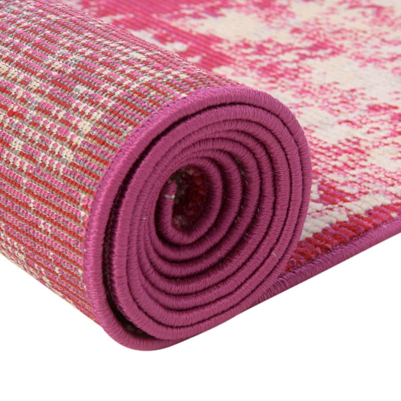 Traditional Kosmas Collection Area Rug