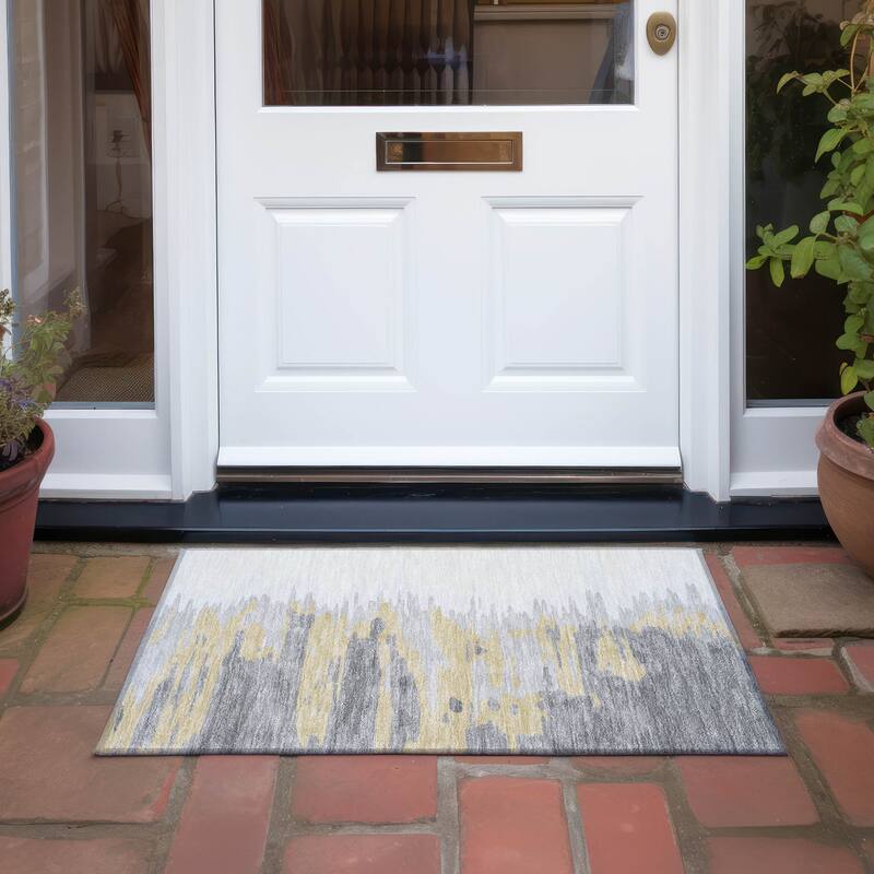 Machine Washable Indoor/ Outdoor Brushstrokes Ombre Chantille Rug