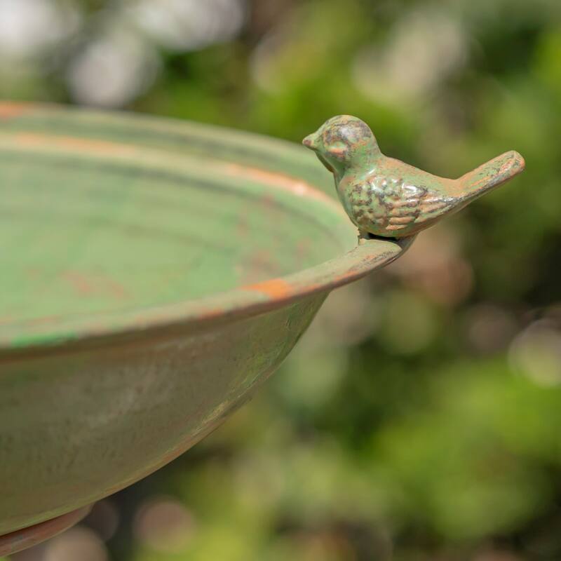 Pedestal Birdbath with Little Bird Detail - 19.25x19.25x27.25