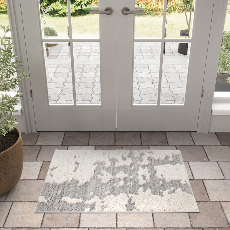 Artistic Shag Abstract Indoor Area Rug - 2' x 3' - Ivory/Gray