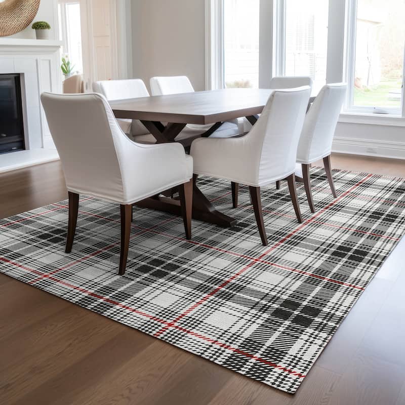 Machine Washable Indoor/ Outdoor Plaid Chantille Rug