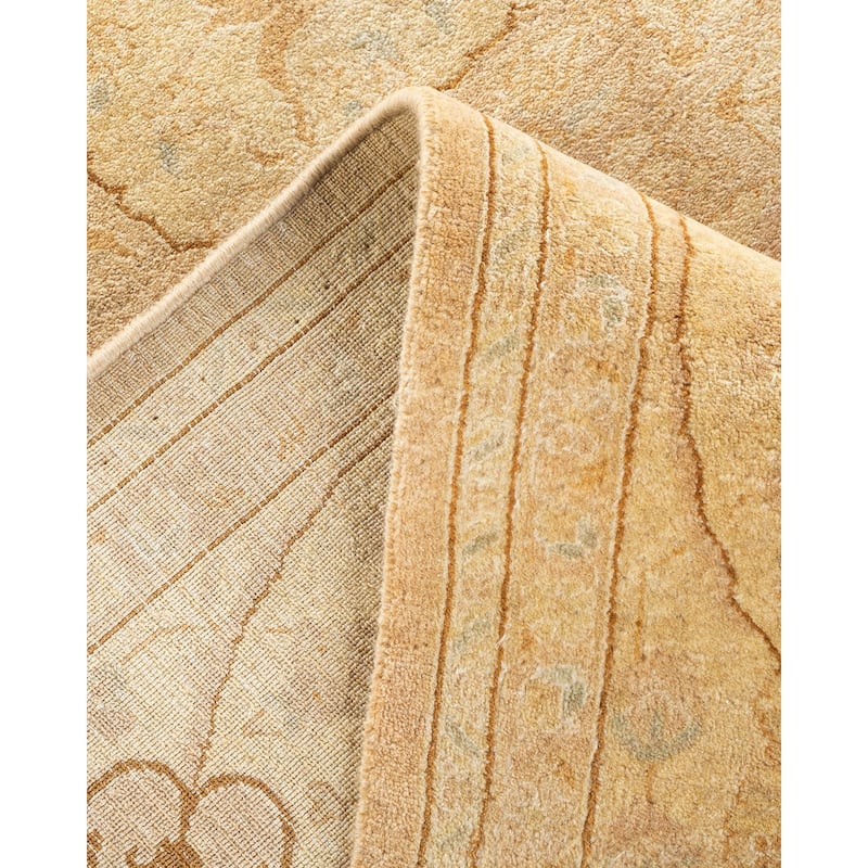 Overton Hand Knotted Wool Vintage Inspired Traditional Mogul Ivory Area Rug - 8 x 10