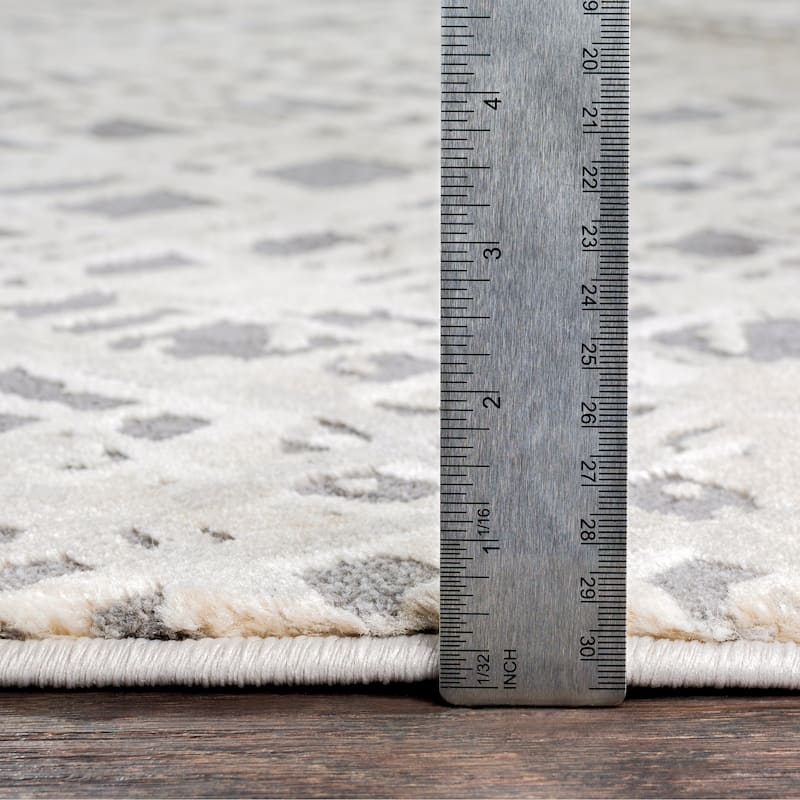 Livabliss Dalha Contemporary Grey/Khaki Area Rug
