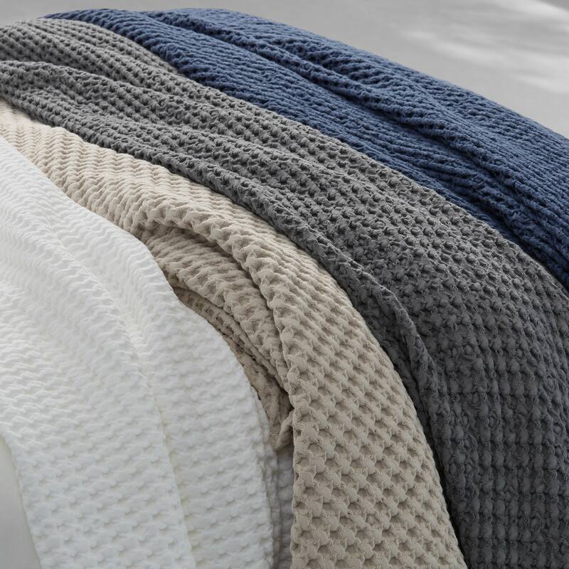 Pebble Beach Coverlet Quilt