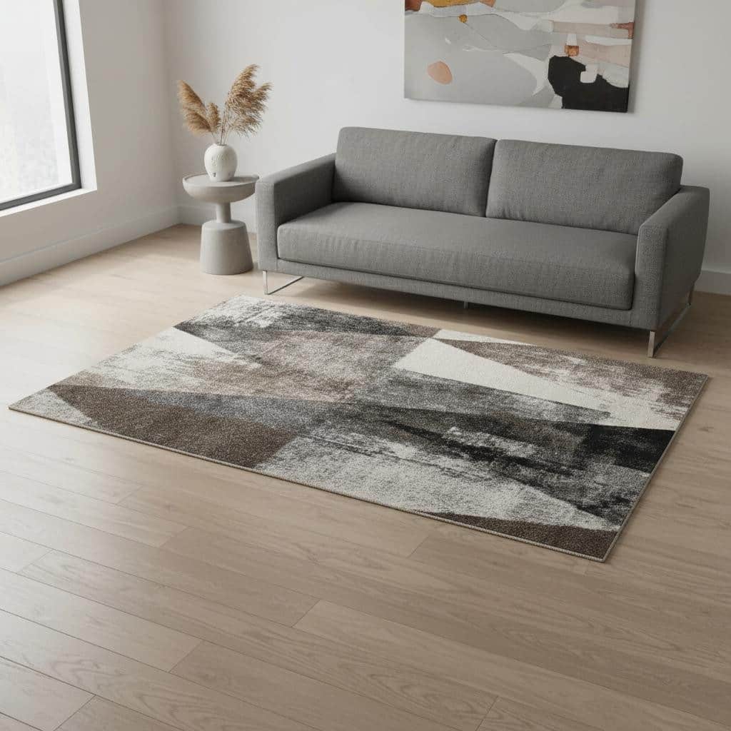 HomeRoots Geometric Modern Rectangle Area Rug - 5' X 8'