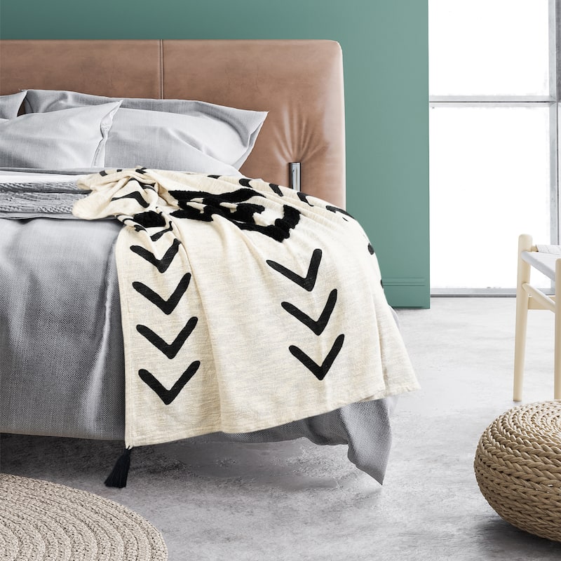 Sevita Modern Boho Tufted Diamond Medallion Cotton Standard Size Throw Blanket
