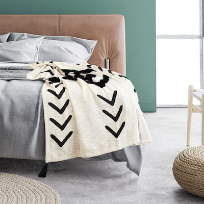 Sevita Modern Boho Tufted Diamond Medallion Cotton Standard Size Throw Blanket