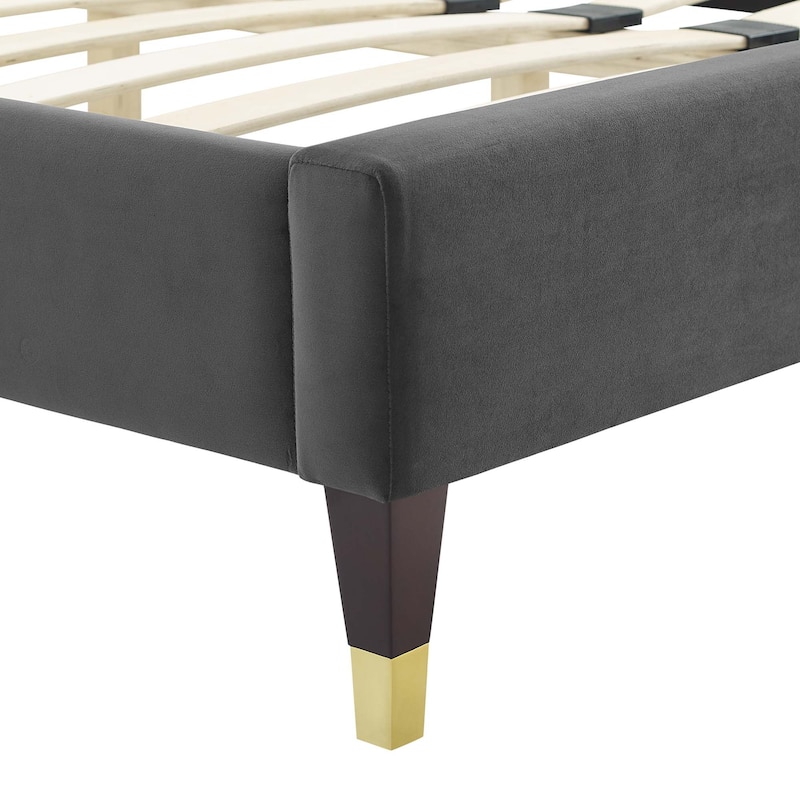 Peyton Performance Velvet Queen Platform Bed