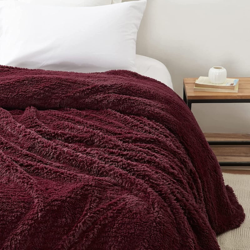 Puts This To Sleep® - Coma Inducer® Bed Blanket - Burgundy