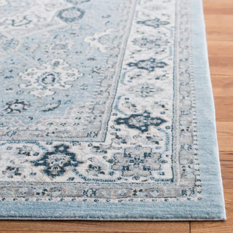 SAFAVIEH Isabella Minola Traditional Oriental Rug