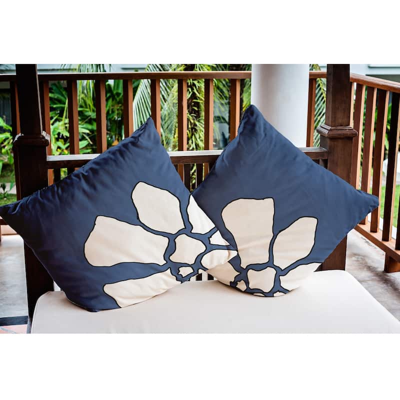 Petal Lines Indoor/Outdoor Throw Pillow